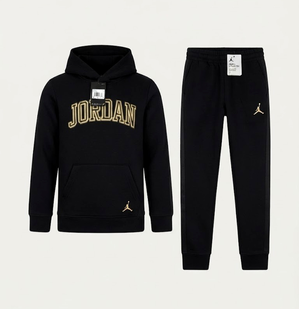 NWT Jordan 2-Piece Fleece Hoodie & Jogger Set Boys Size 7 (6-7 Years) Black/Gold